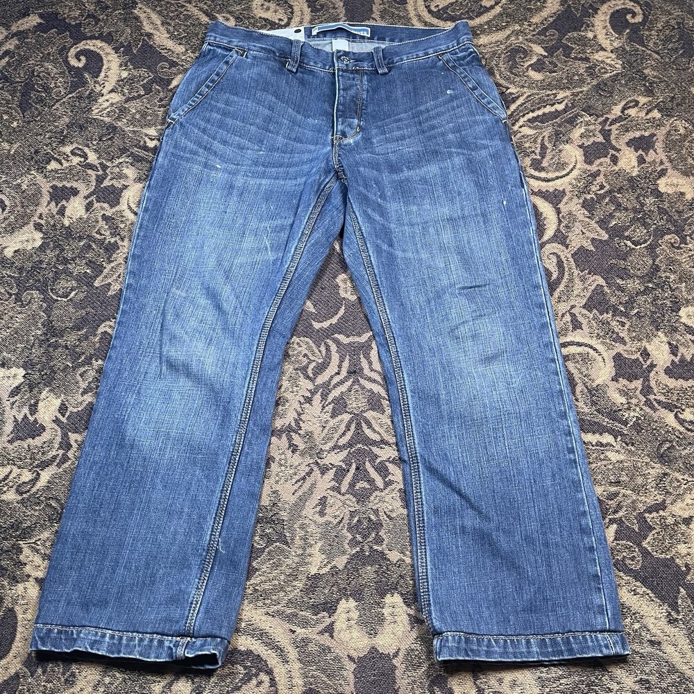 GAP Men’s Bootcut Jeans in Medium Blue Wash